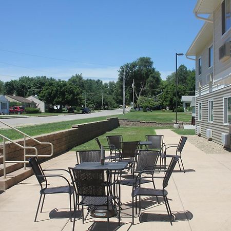 Green Acres Hotel Pittsfield Esterno foto