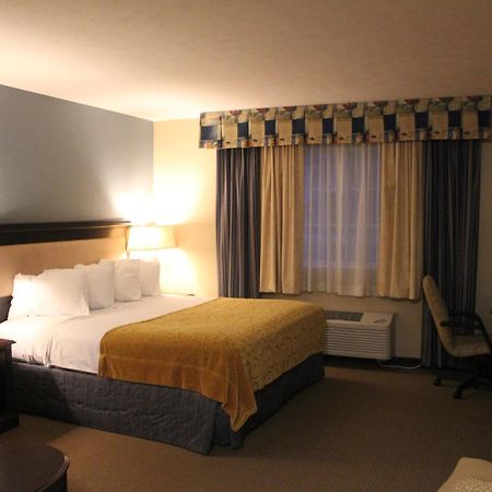Green Acres Hotel Pittsfield Camera foto