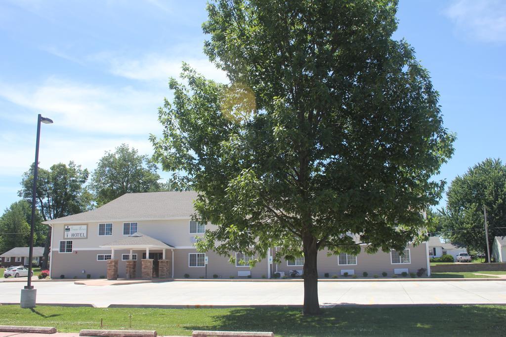 Green Acres Hotel Pittsfield Esterno foto