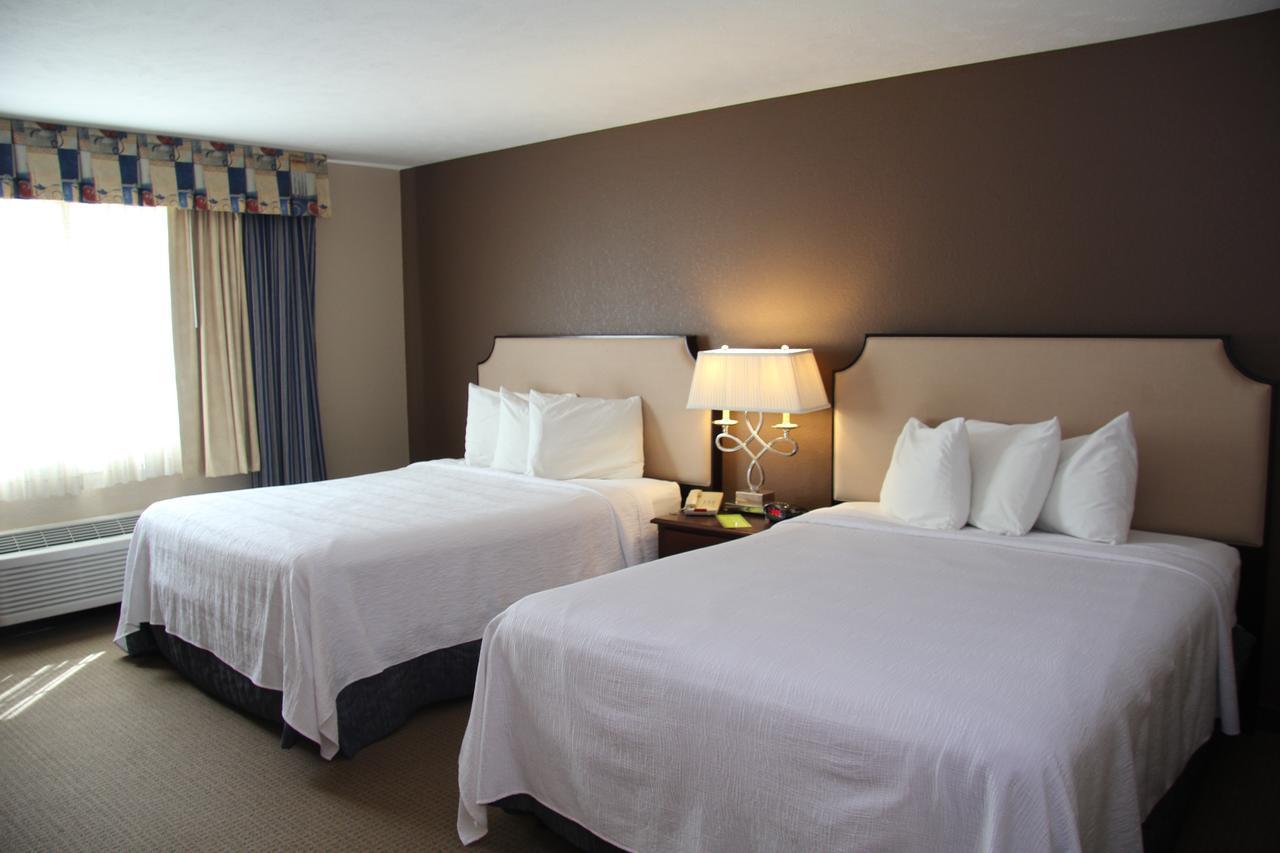 Green Acres Hotel Pittsfield Esterno foto