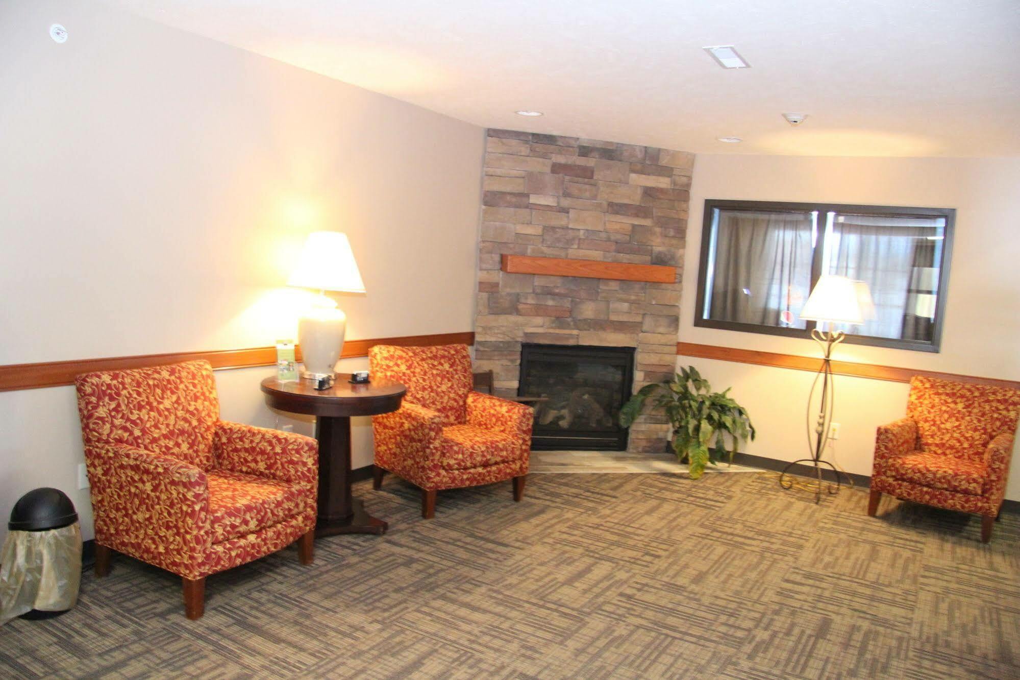 Green Acres Hotel Pittsfield Esterno foto