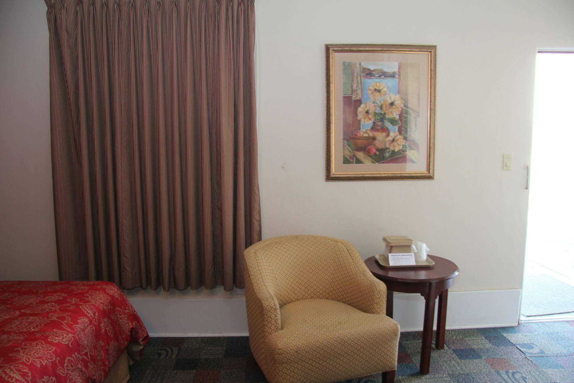 Green Acres Hotel Pittsfield Esterno foto